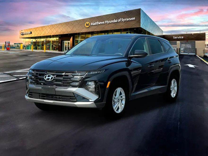 2025 Hyundai Tucson SE photo 1