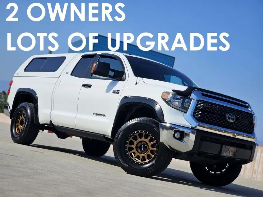 2018 Toyota Tundra SR5 Double Cab photo 1