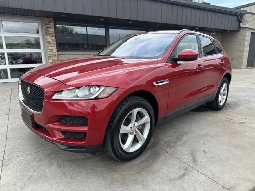 2018 Jaguar F-PACE Premium photo 1