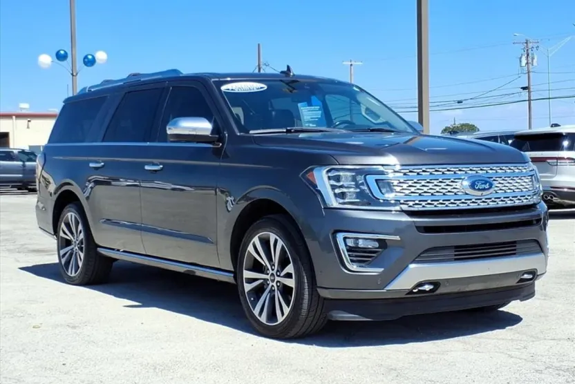 2020 Ford Expedition MAX Platinum photo 1