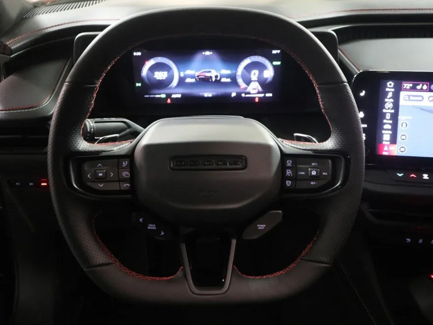 2025 Dodge Charger R/T photo 15