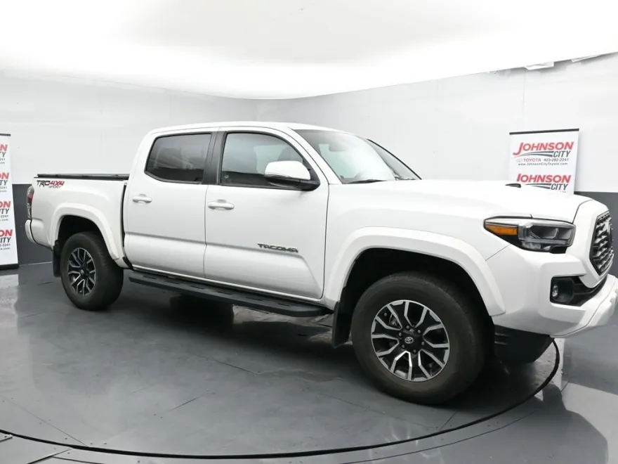 2020 Toyota Tacoma TRD Sport V6 photo 1