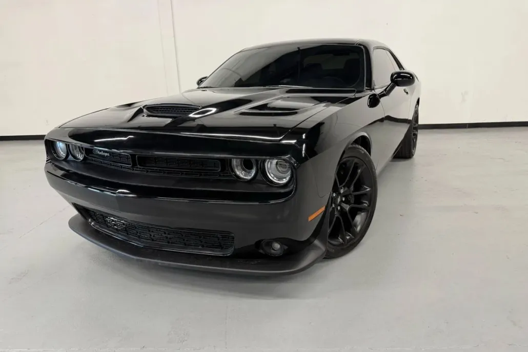 2022 Dodge Challenger R/T Scat Pack photo 1