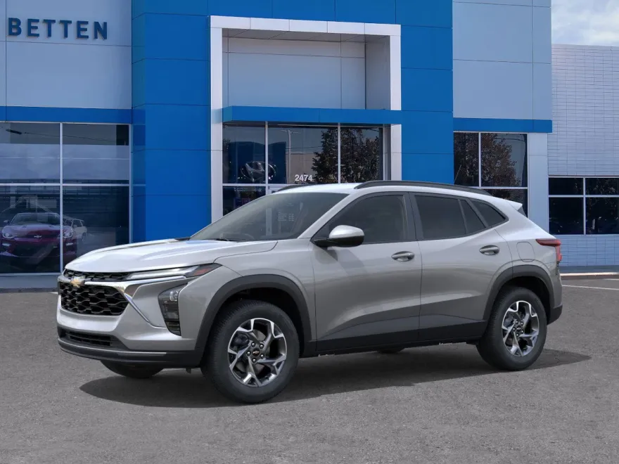 2025 Chevrolet Trax LT photo 1