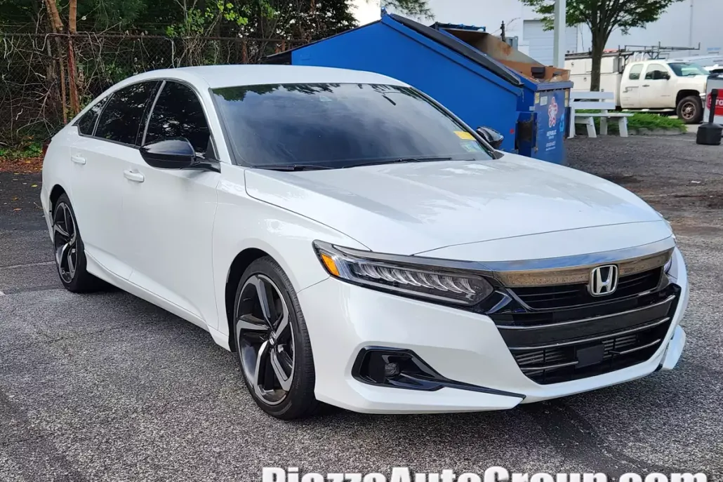 2022 Honda Accord Sport SE photo 1