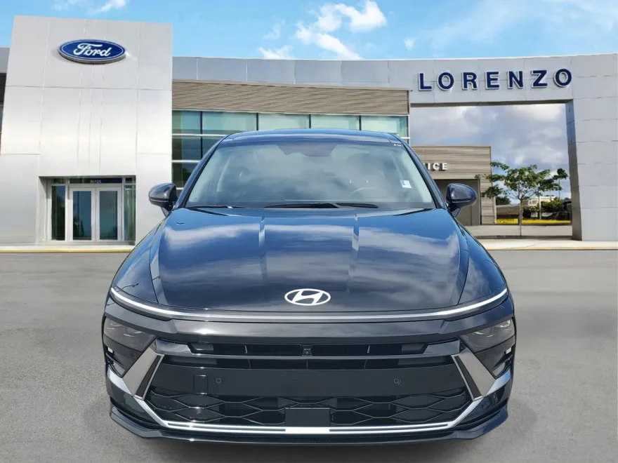2024 Hyundai Sonata Hybrid Limited photo 1