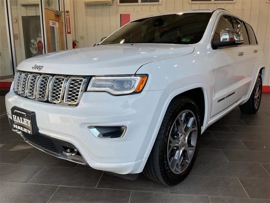 2020 Jeep Grand Cherokee Overland photo 1