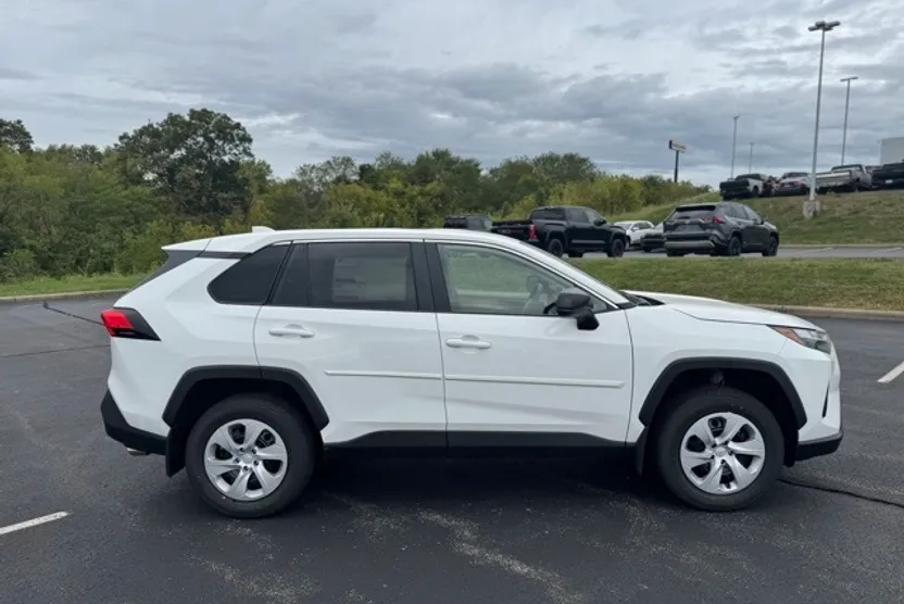 2025 Toyota RAV4 LE photo 1