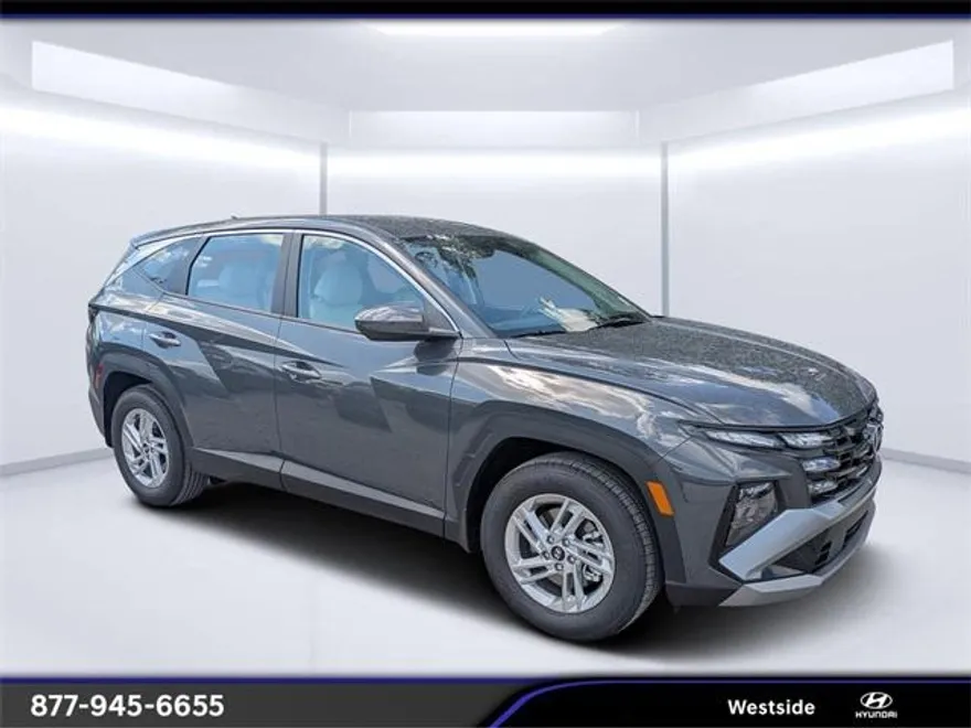 2025 Hyundai Tucson SE photo 1