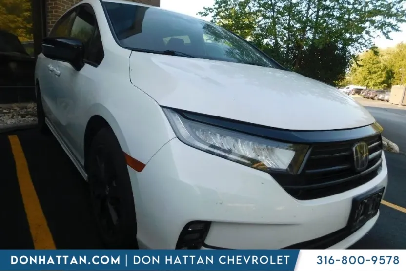 2023 Honda Odyssey Sport photo 1