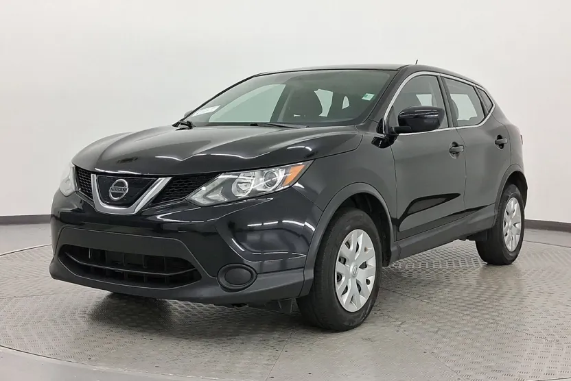 2019 Nissan Rogue Sport S photo 1