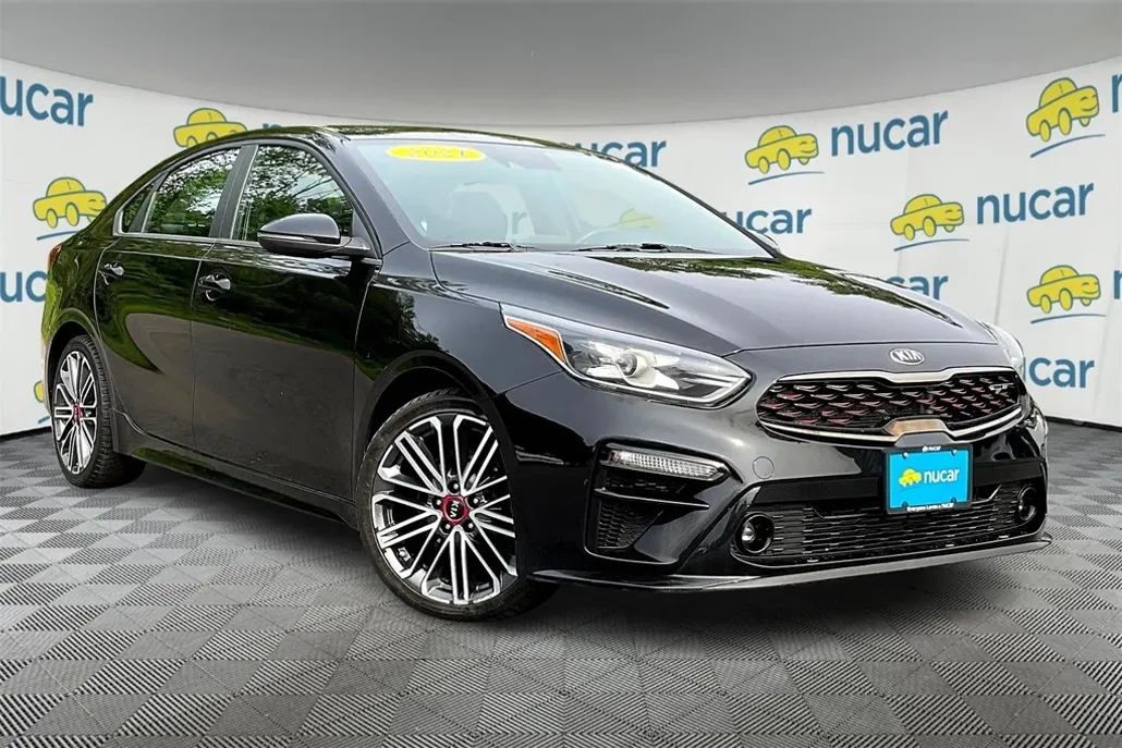 2024 Kia Forte LXS photo 2