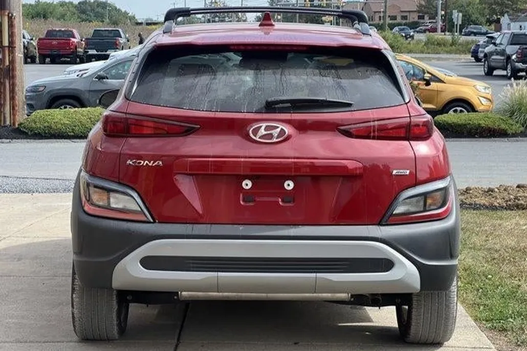 2023 Hyundai Kona SEL photo 1