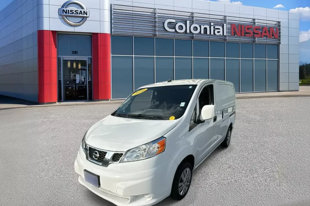 2020 Nissan NV200 SV photo 1