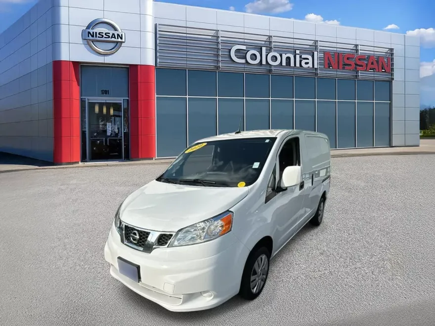 2020 Nissan NV200 SV photo 1