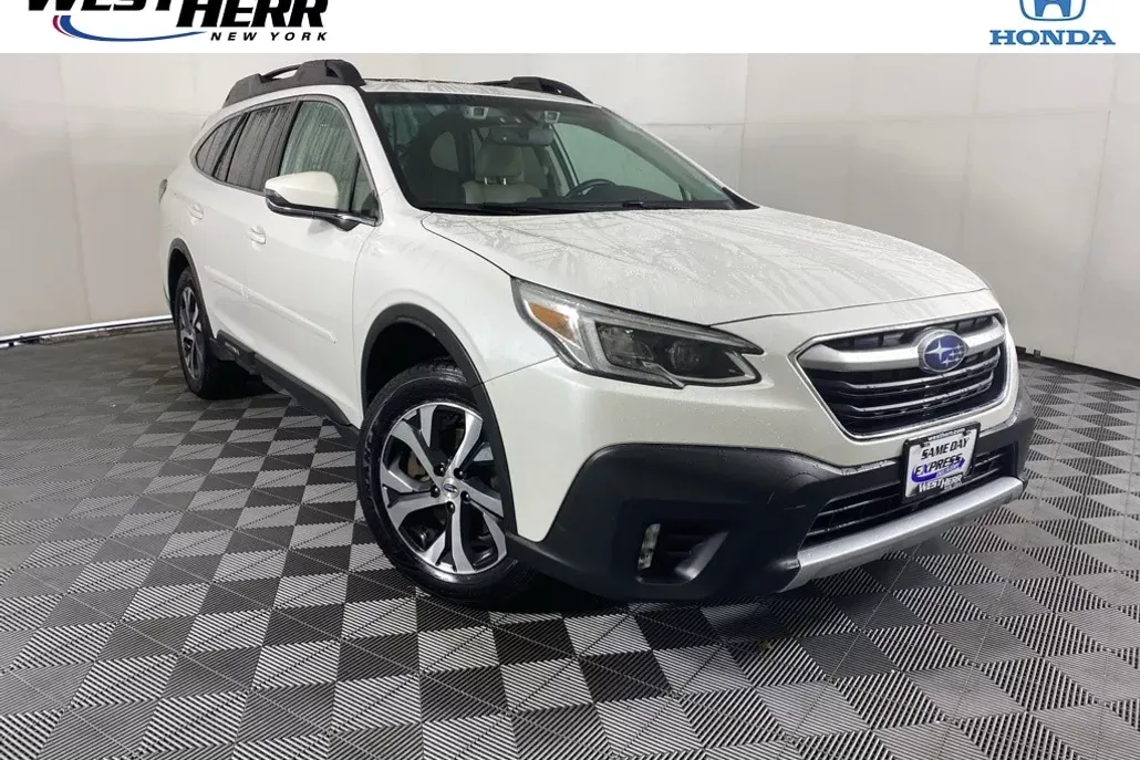 2022 Subaru Outback Limited photo 1