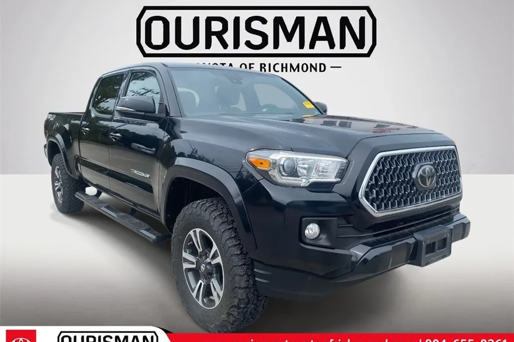 2019 Toyota Tacoma TRD Sport Double Cab photo 1