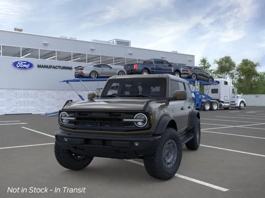 2025 Ford Bronco Outer Banks photo 1