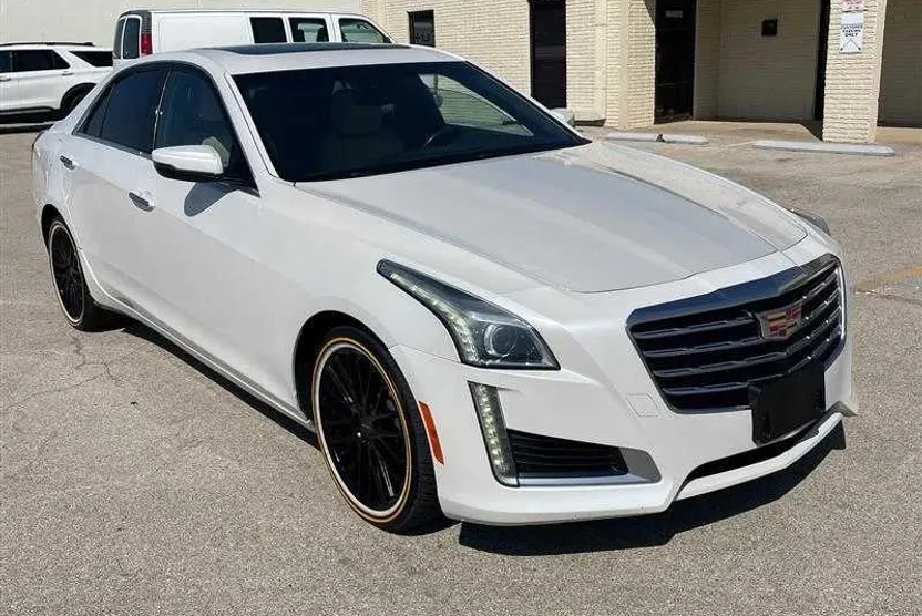 2019 Cadillac CTS Luxury photo 1