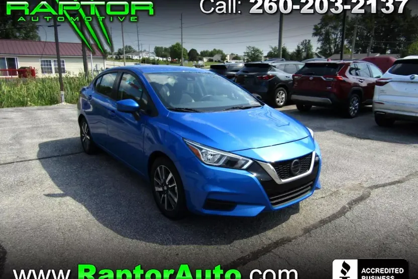 2021 Nissan Versa SV photo 1