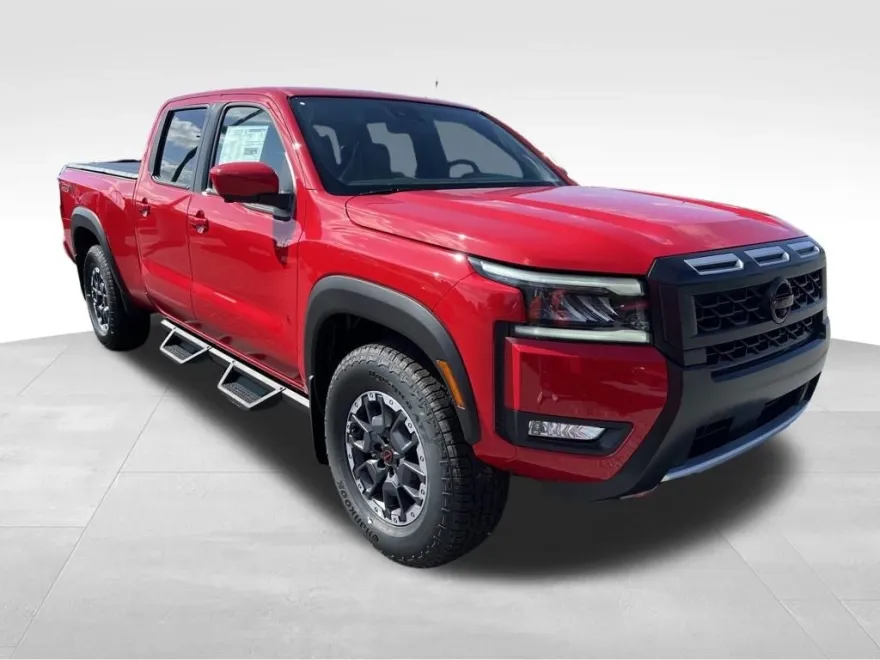2026 Nissan Frontier PRO-4X photo 1