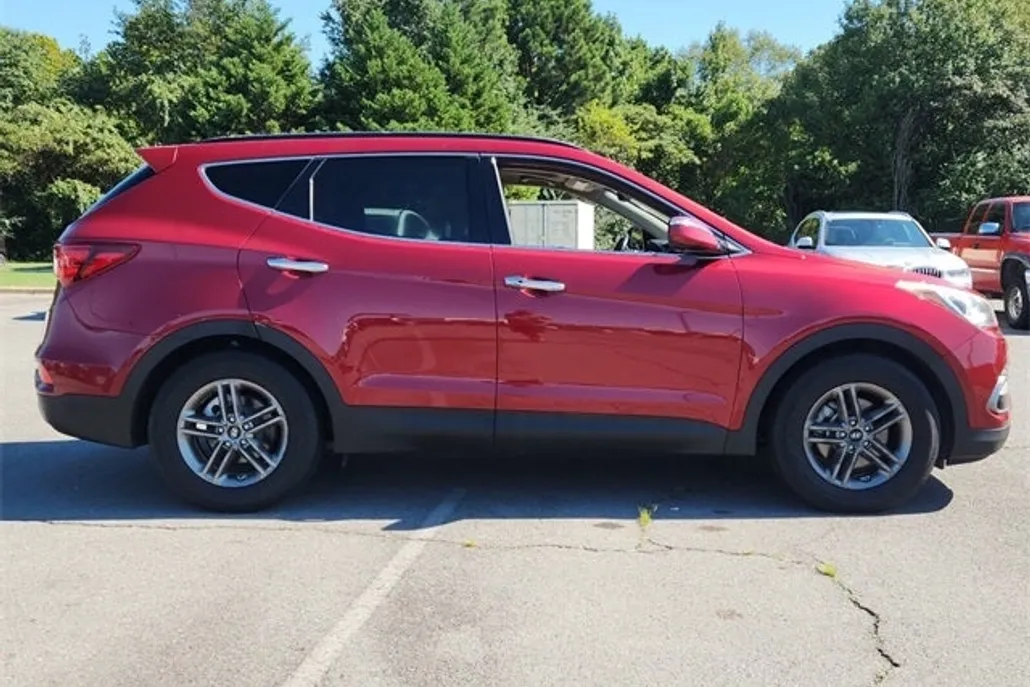 2017 Hyundai Santa Fe Sport Base photo 1