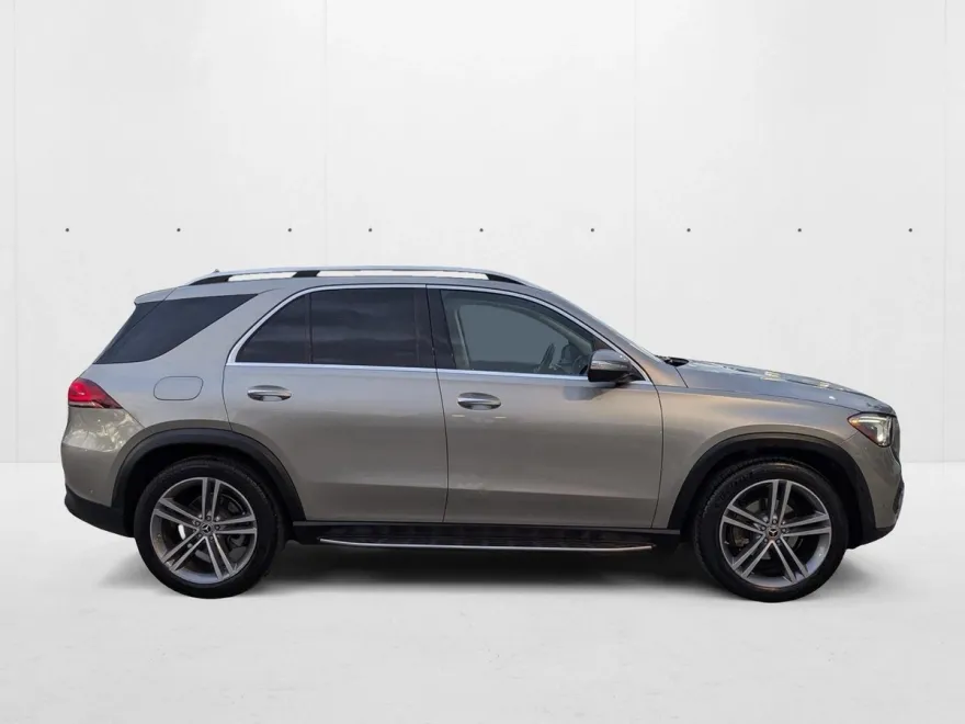 2022 Mercedes Benz GLE 450 4MATIC photo 1