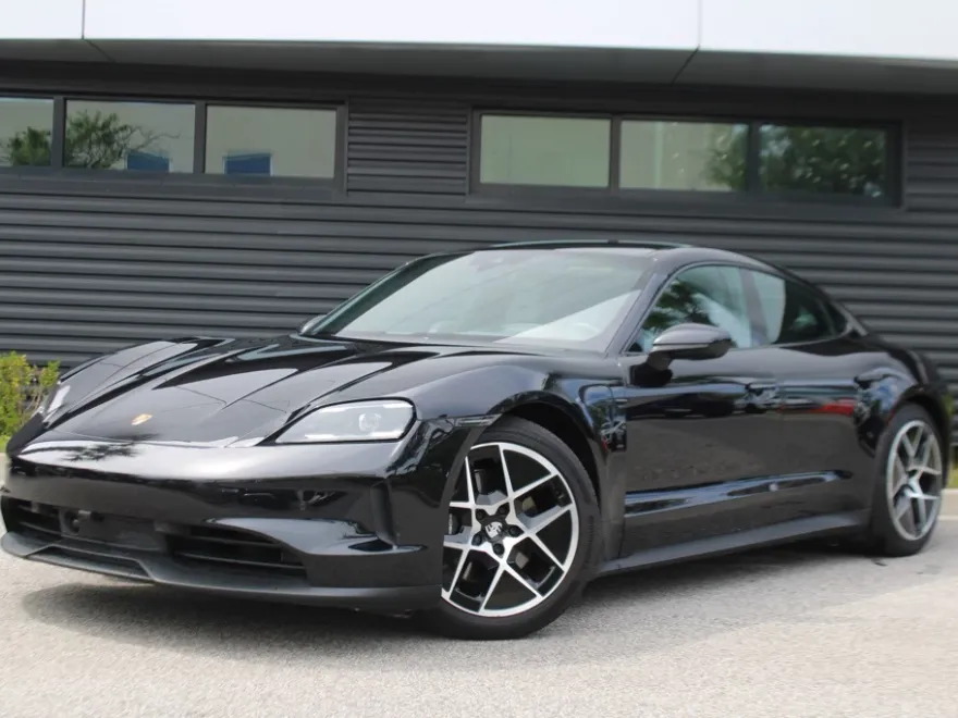 2025 Porsche Taycan Base photo 1