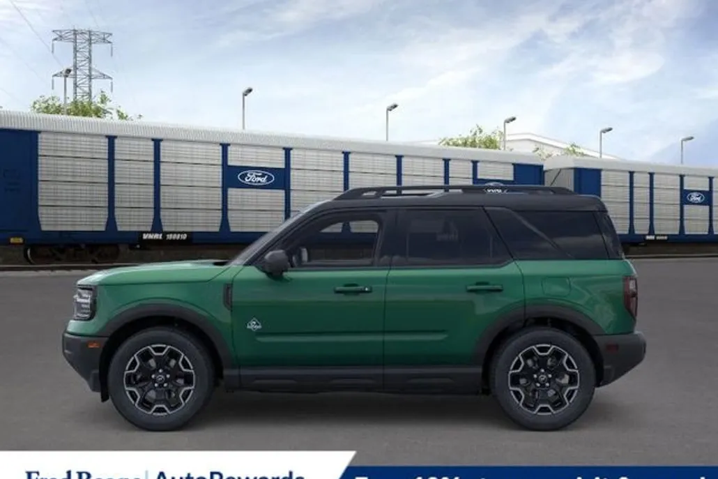 2025 Ford Bronco Sport Outer Banks photo 1