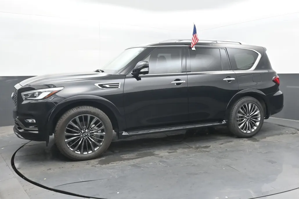 2021 Infiniti QX80 Premium Select photo 1