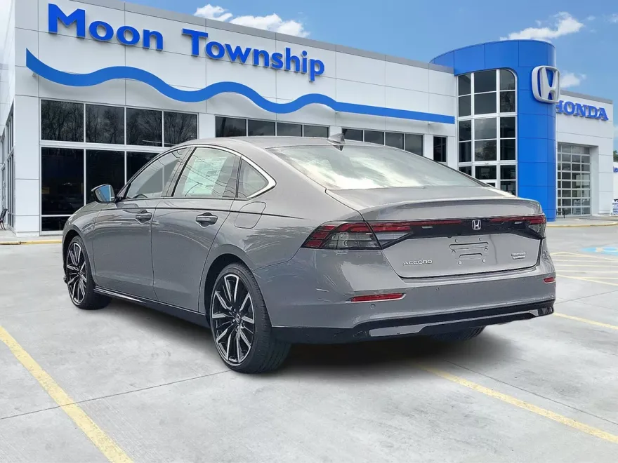 2025 Honda Accord Hybrid Touring photo 1