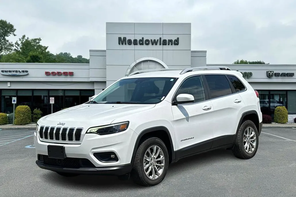 2021 Jeep Cherokee Latitude Lux photo 1
