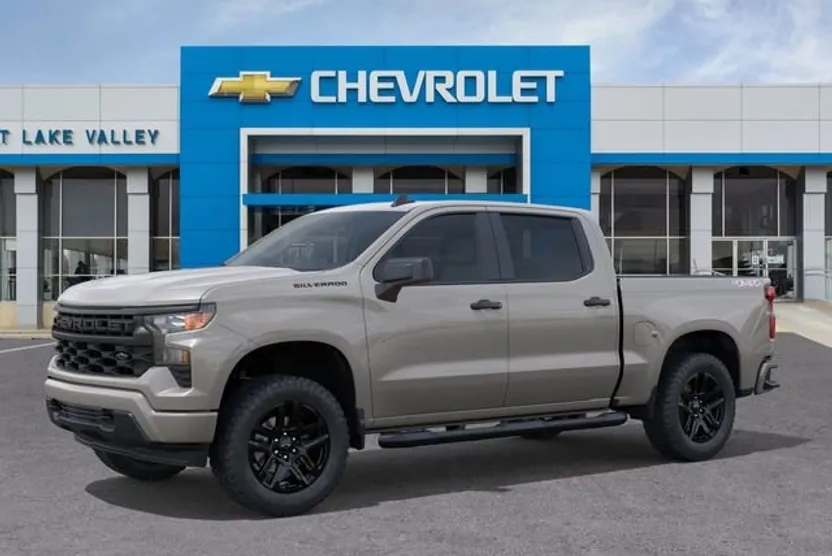 2026 Chevrolet Silverado 1500 Custom photo 1