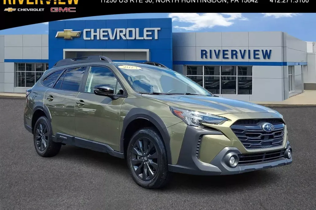 2023 Subaru Outback Onyx Edition photo 1