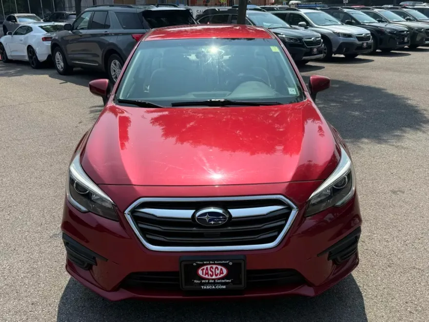 2018 Subaru Legacy 2.5i photo 1