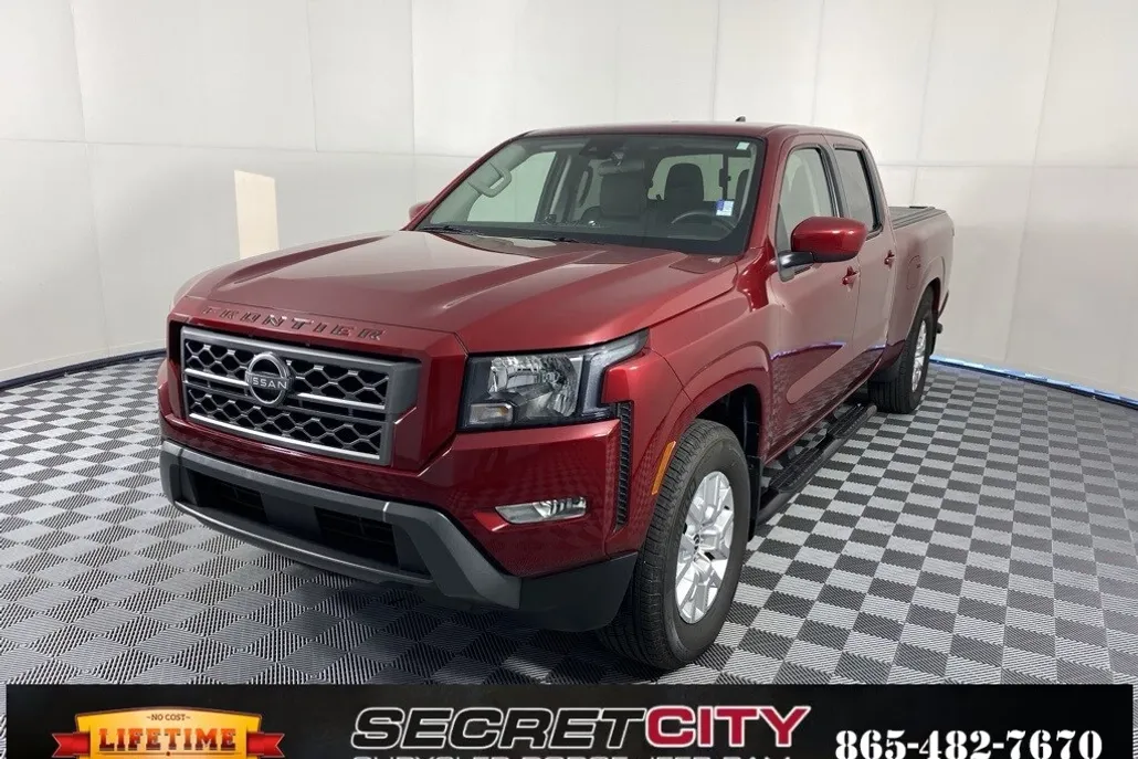 2024 Nissan Frontier SV photo 1