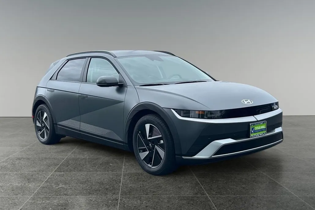 2025 Hyundai Ioniq 5 SEL photo 1