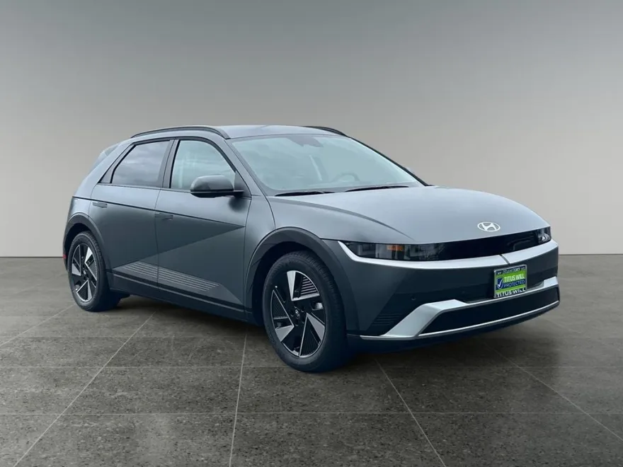 2025 Hyundai Ioniq 5 SEL photo 1