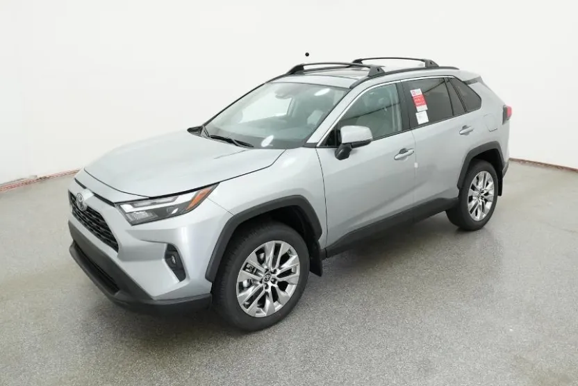 2025 Toyota RAV4 XLE Premium photo 1
