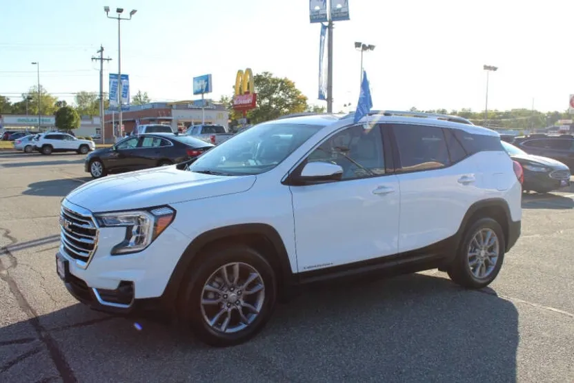 2023 Gmc Terrain SLT photo 1