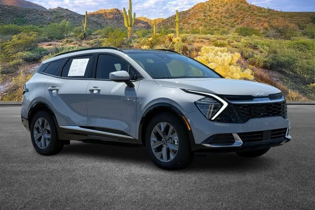 2025 Kia Sportage SX photo 1
