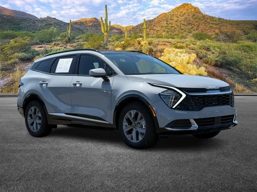 2025 Kia Sportage SX photo 1