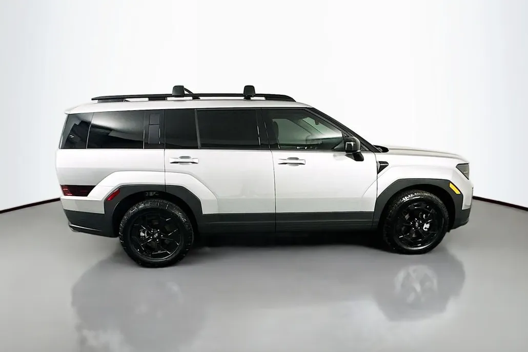 2025 Hyundai Santa Fe XRT photo 1