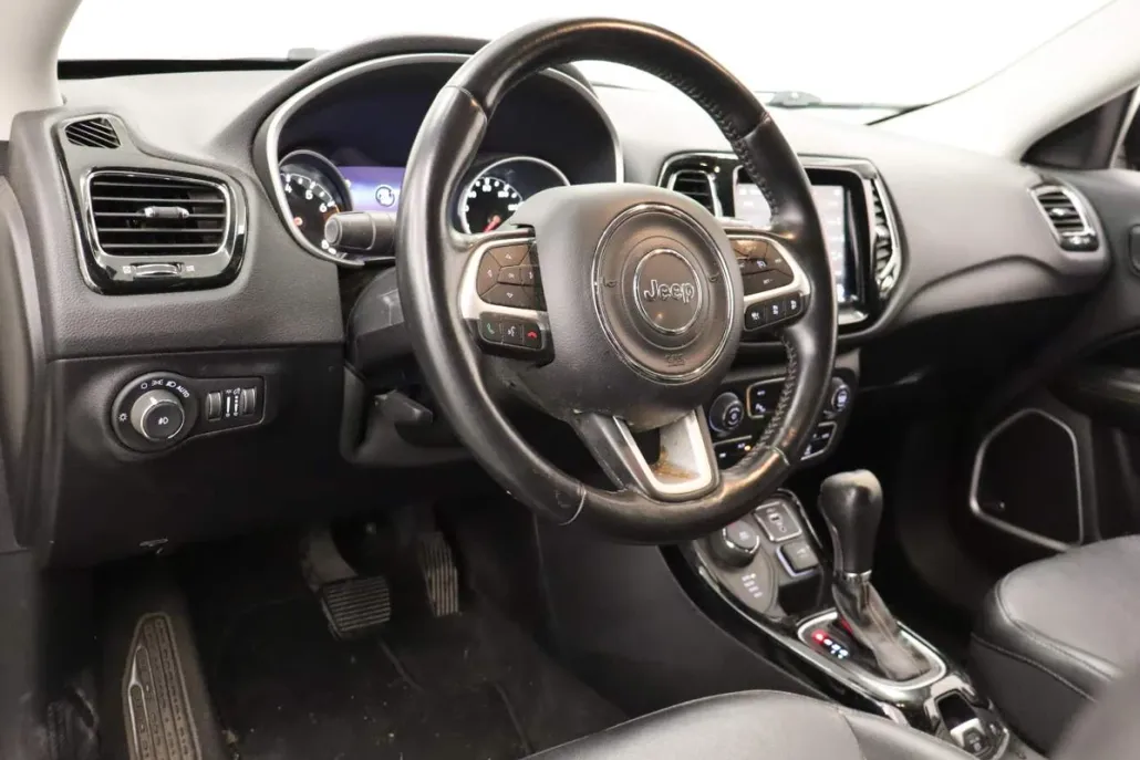 2021 Jeep Compass Limited photo 1