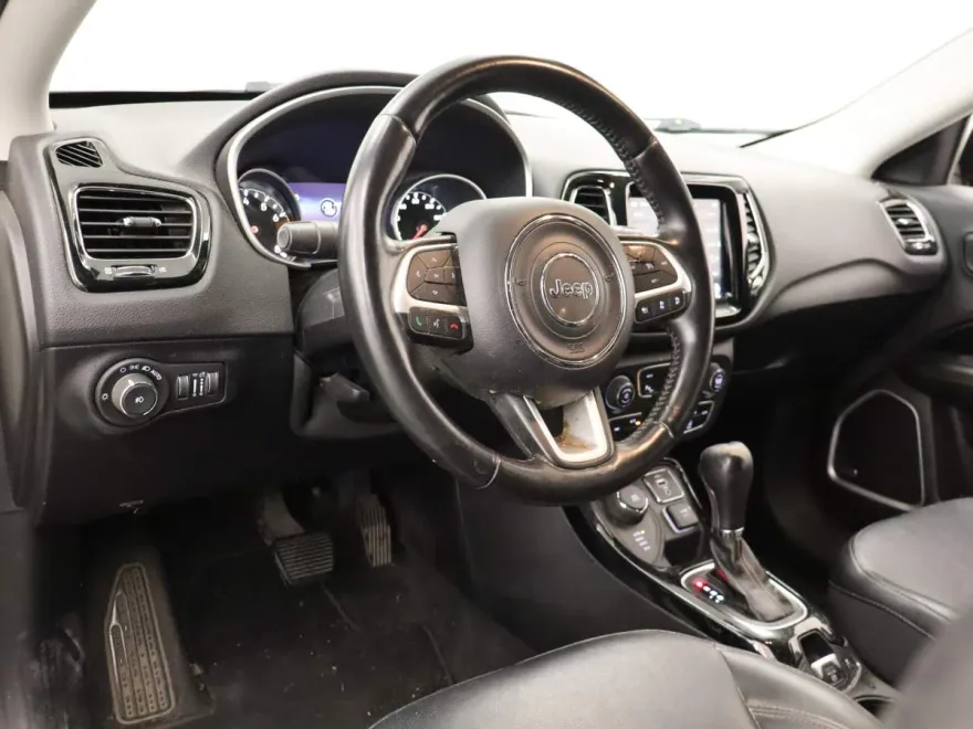 2021 Jeep Compass Limited photo 1