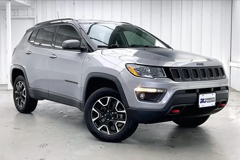 2020 Jeep Compass Trailhawk photo 1