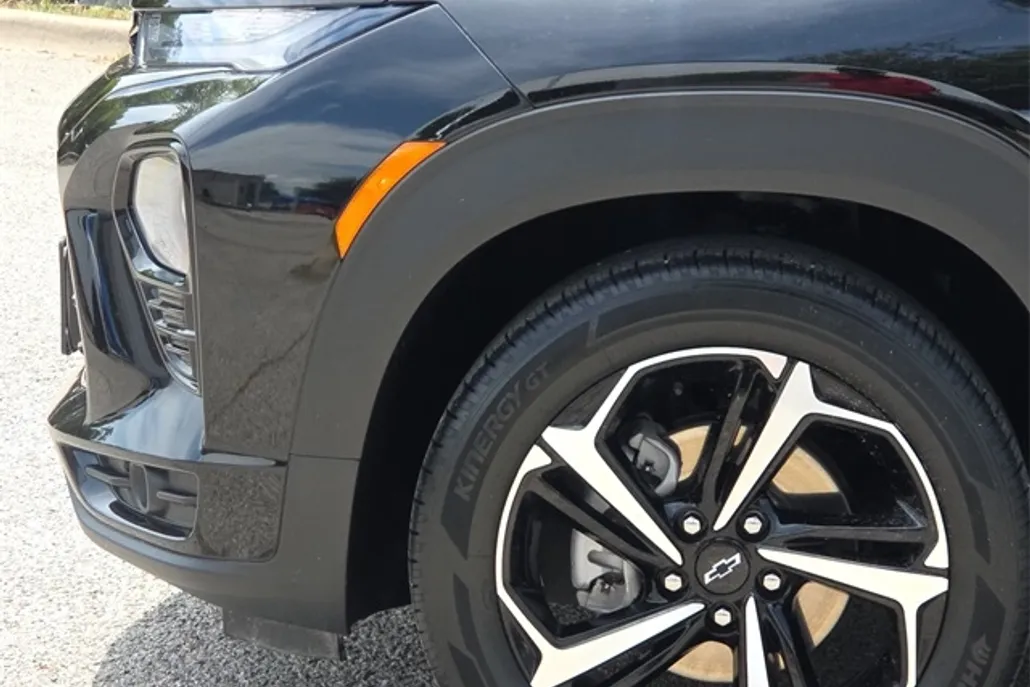 2023 Chevrolet Trailblazer RS photo 1