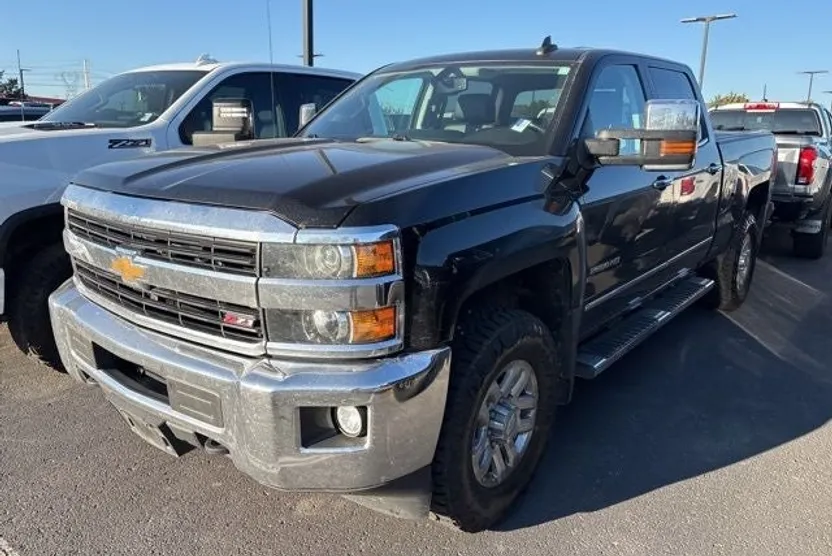2016 Chevrolet Silverado 2500HD LTZ photo 1