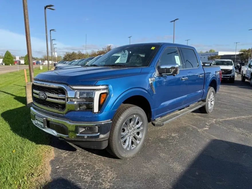 2025 Ford F-150 Lariat photo 1