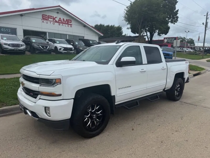 2018 Chevrolet Silverado 1500 LT Z71 photo 1